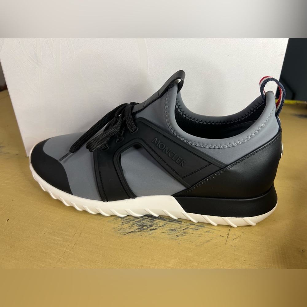 Moncler Emelien Low Top Sneakers - Picture 3 of 10